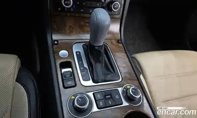 Volkswagen Touareg 2016 3.0 Автомат в Москве № 400967, миниатюра 9