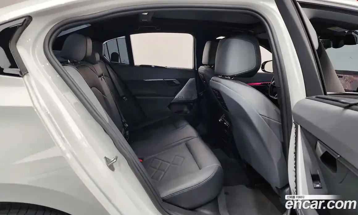 BMW 5-Series 2025 2.0 Автомат в Москве № 402919, фото 12