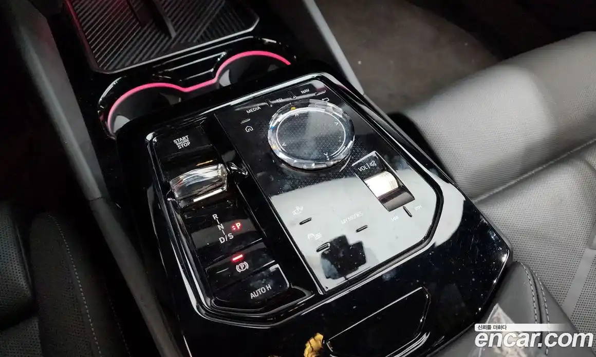 BMW 5-Series 2025 2.0 Автомат в Москве № 402919, фото 9