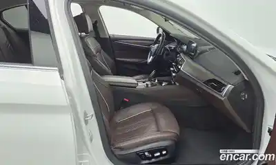 BMW 5-Series 2018 2.0 Автомат в Москве № 408653, миниатюра 11