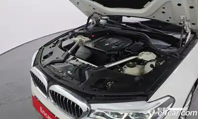 BMW 5-Series 2018 2.0 Автомат в Москве № 408653, миниатюра 6