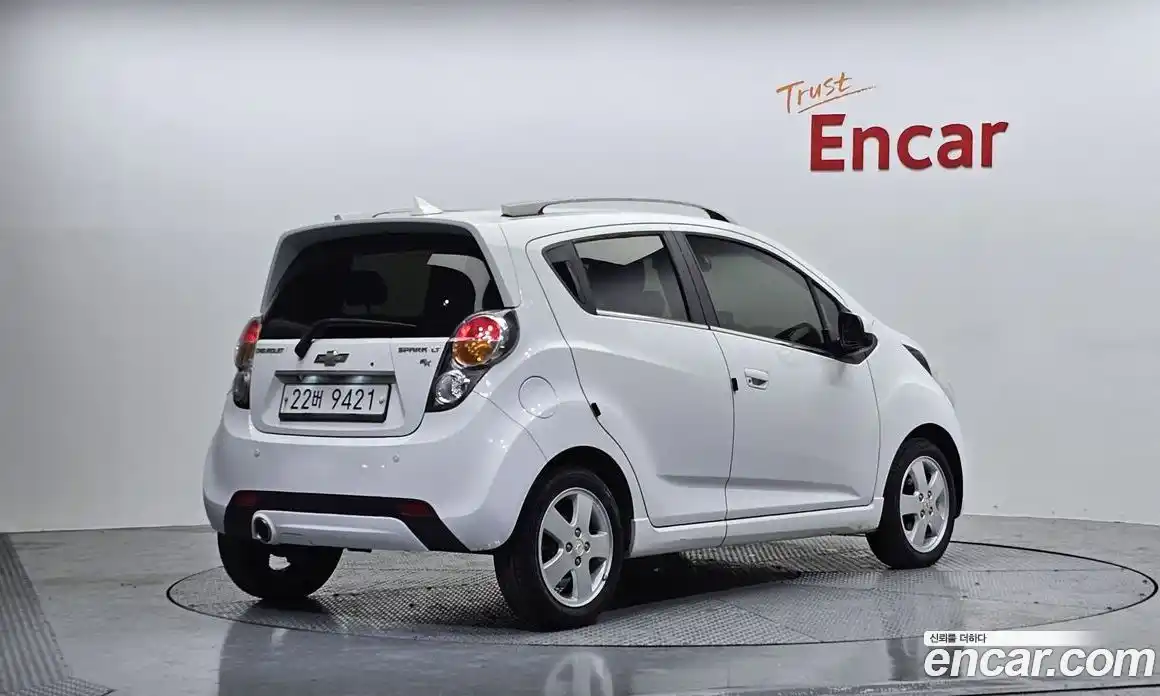 Chevrolet Spark 2012 1.0 Автомат в Москве № 40866, фото 16