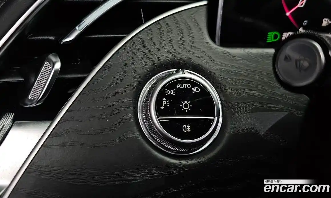 Mercedes-Benz E-Class 2024 2.0 Автомат в Москве № 409915, фото 13