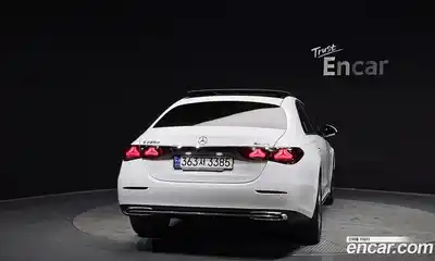 Mercedes-Benz E-Class 2024 2.0 Автомат в Москве № 409915, миниатюра 4