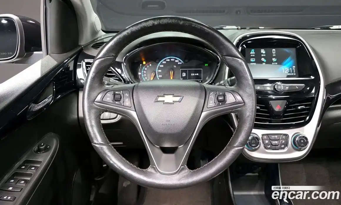 Chevrolet Spark 2016 1.0 Автомат в Москве № 411984, фото 13