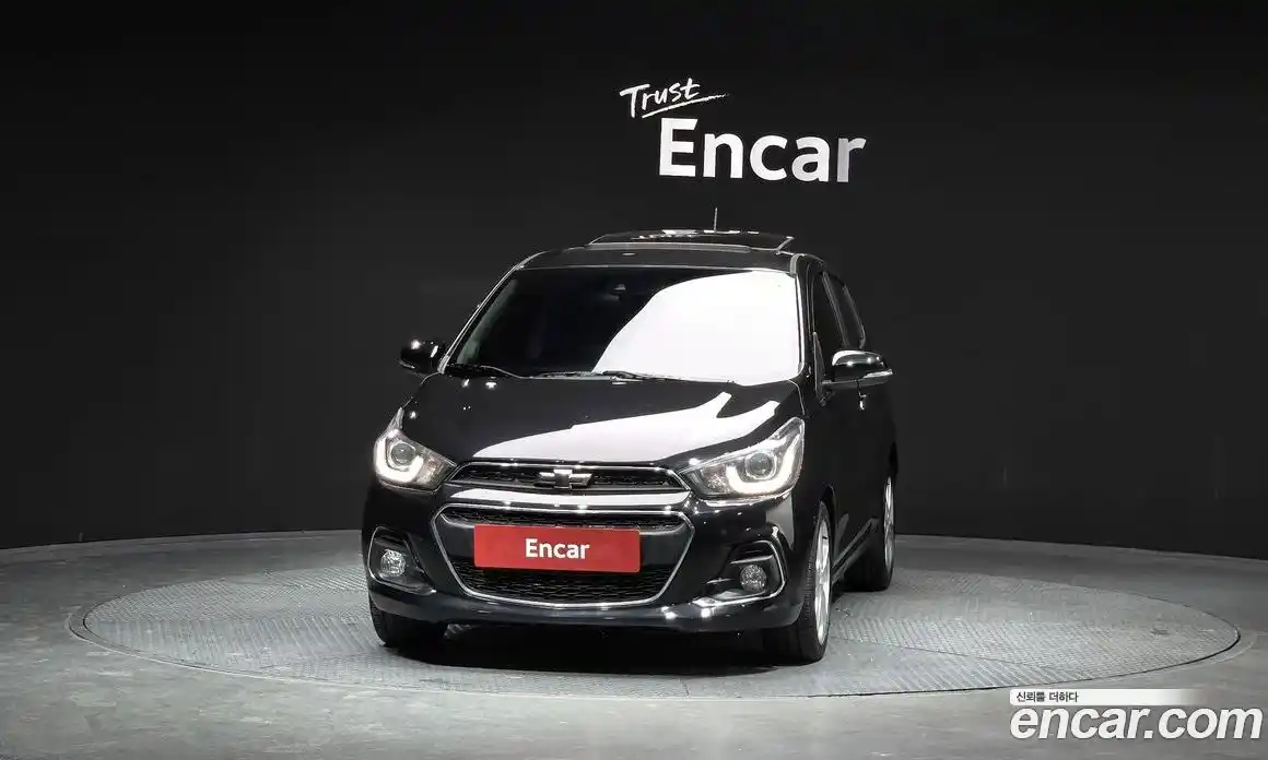 Chevrolet Spark 2016 1.0 Автомат в Москве № 411984, фото 3