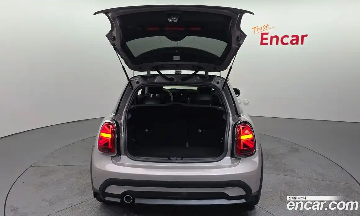 Mini Cooper 2022 1.5 Автомат в Москве № 416908, фото 20