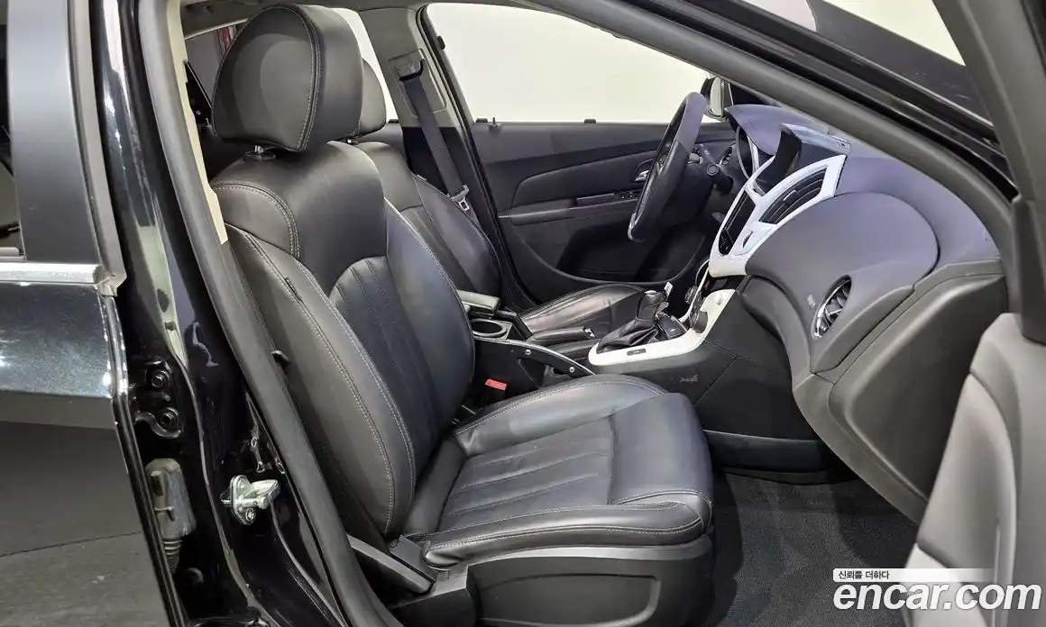 Chevrolet Cruze 2014 1.8 Автомат в Москве № 42112, фото 8