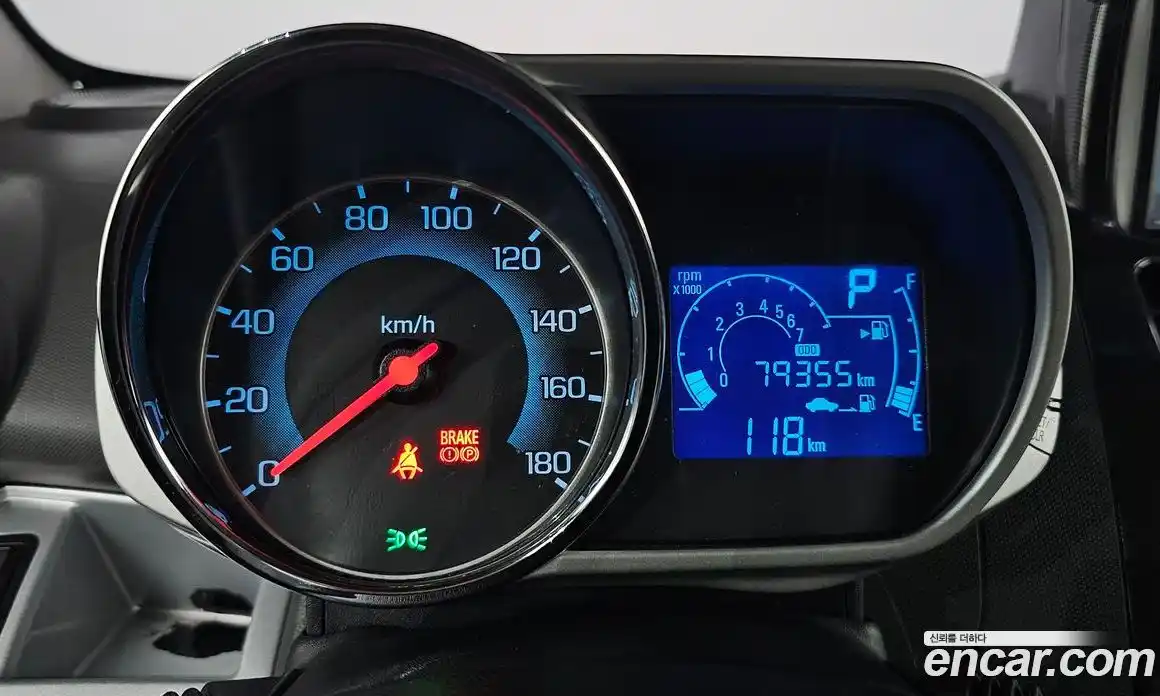 Chevrolet Spark 2014 1.0 Автомат в Москве № 422460, фото 8