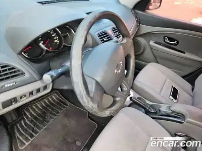 Renault SM3 2010 1.6 Автомат в Москве № 424314, миниатюра 8