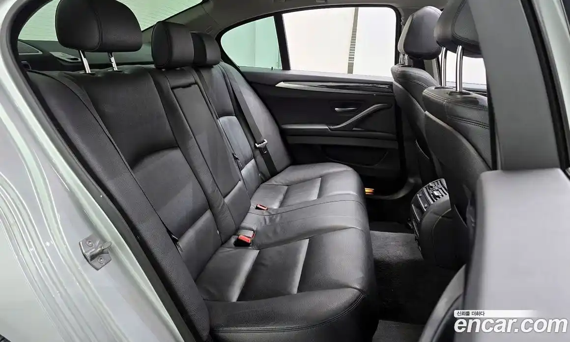 BMW 5-Series 2014 2.0 Автомат в Москве № 426030, фото 12