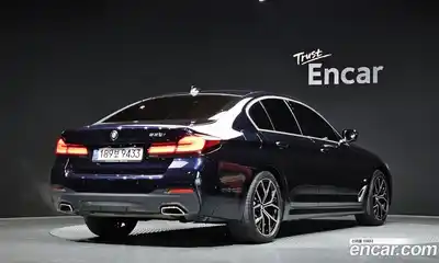 BMW 5-Series 2021 2.0 Автомат в Москве № 426608, миниатюра 2