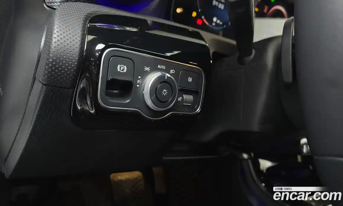 Mercedes-Benz A-Class 2021 2.0 Автомат в Москве № 427124, фото 14