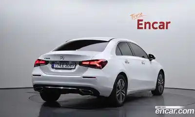 Mercedes-Benz A-Class 2021 2.0 Автомат в Москве № 427124, миниатюра 2