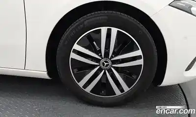 Mercedes-Benz A-Class 2021 2.0 Автомат в Москве № 427124, миниатюра 5