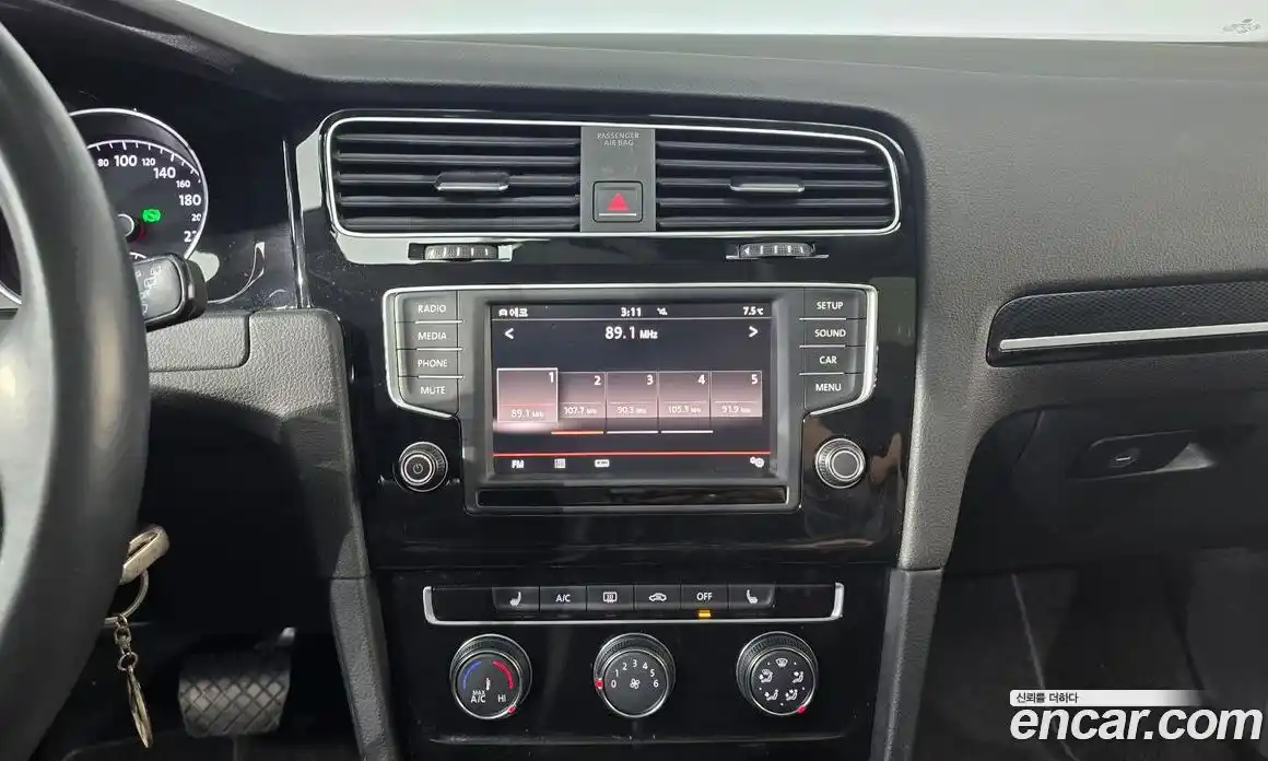 Volkswagen Golf 2016 1.4 Автомат в Москве № 431911, фото 14