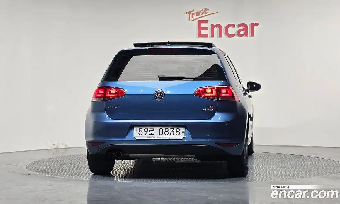 Volkswagen Golf 2016 1.4 Автомат в Москве № 431911, фото 4