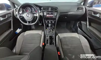 Volkswagen Golf 2016 1.4 Автомат в Москве № 431911, миниатюра 7