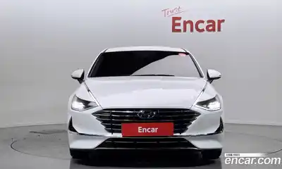 Hyundai Sonata 2021 2.0 Автомат в Москве № 43511, миниатюра 3