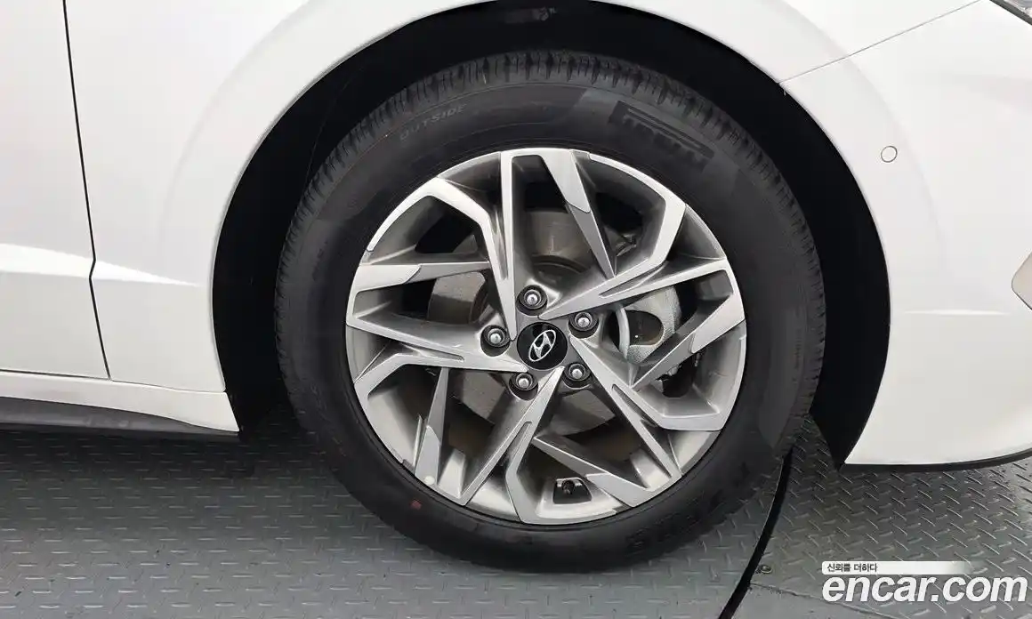 Hyundai Sonata 2021 2.0 Автомат в Москве № 43511, фото 5