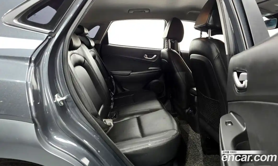 Hyundai Kona 2021 1.6 Автомат в Москве № 44313, фото 12