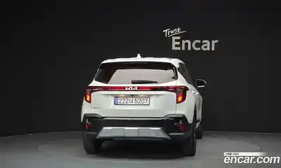 Kia Seltos 2025 1.6 Автомат в Москве № 450774, миниатюра 4