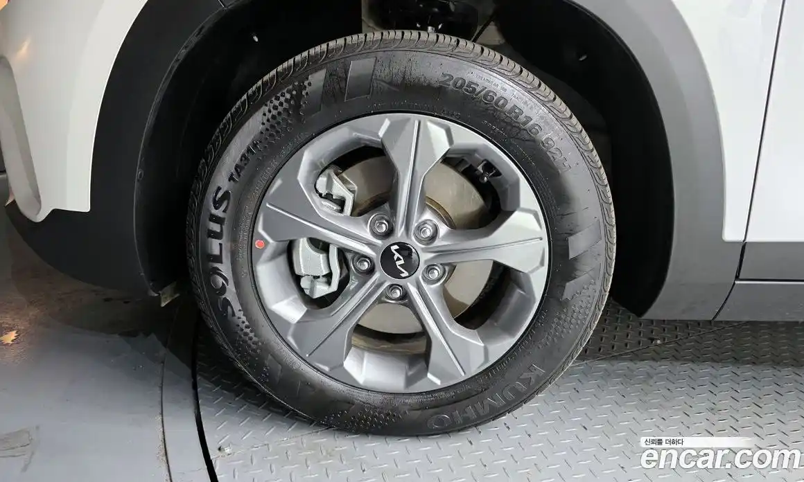 Kia Seltos 2025 1.6 Автомат в Москве № 450774, фото 5