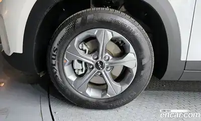 Kia Seltos 2025 1.6 Автомат в Москве № 450774, миниатюра 5