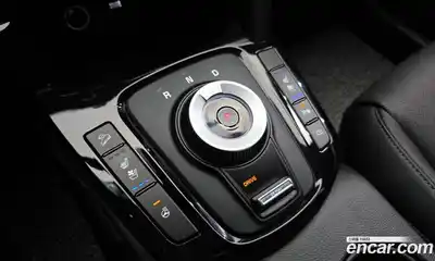 Kia Seltos 2025 1.6 Автомат в Москве № 450774, миниатюра 9