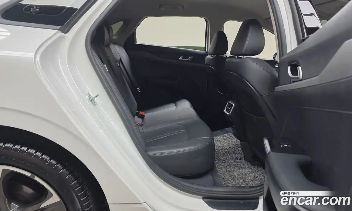 Kia K5 2023 1.6 Автомат в Москве № 451397, фото 12