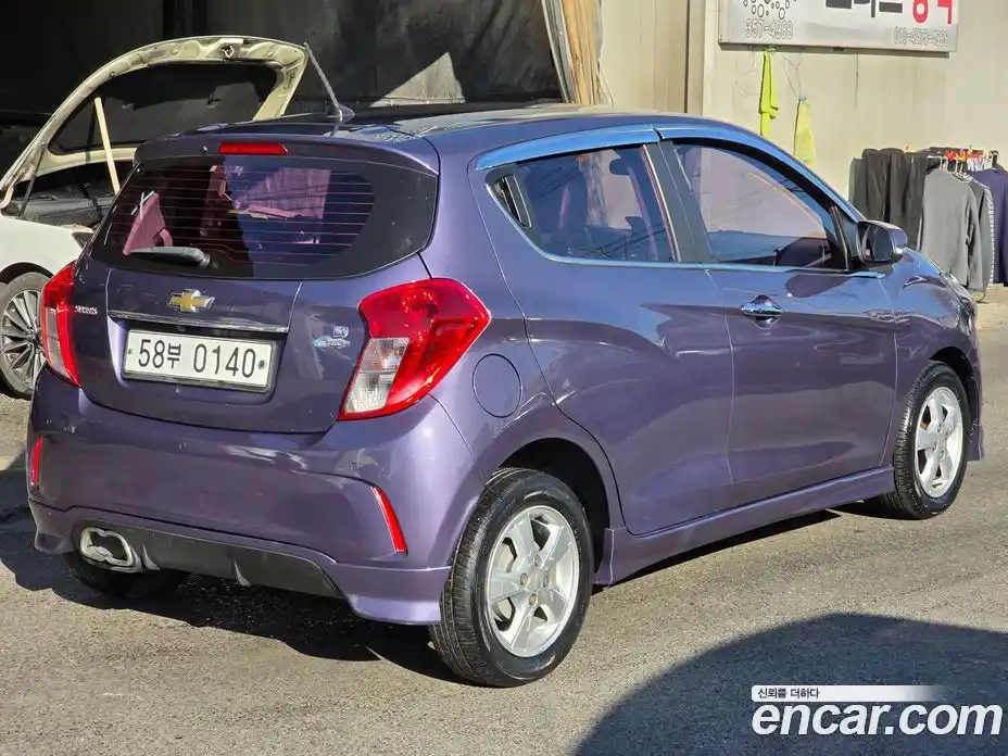 Chevrolet Spark 2016 1.0 Автомат в Москве № 452573, фото 5