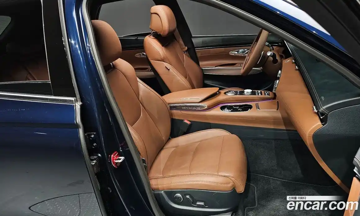 Genesis GV70 2021 2.5 Автомат в Москве № 453403, фото 10