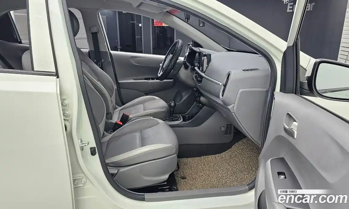 Kia Morning 2021 1.0 Автомат в Москве № 460420, фото 10