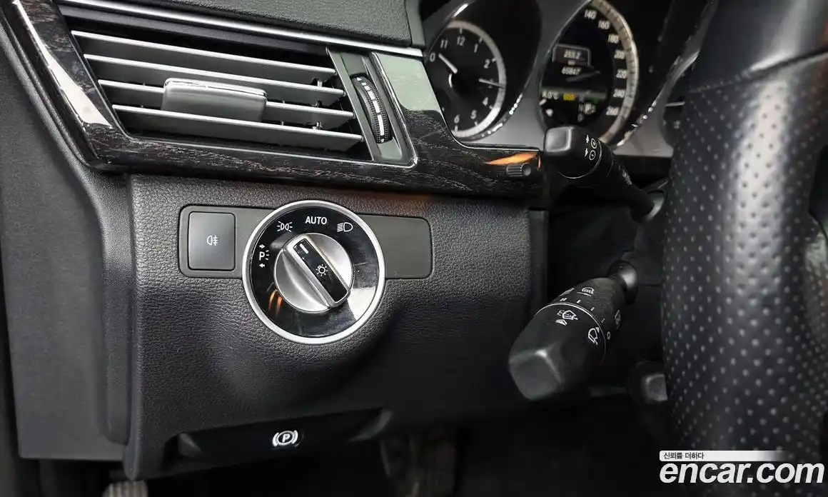 Mercedes-Benz E-Class 2013 2.1 Автомат в Москве № 467057, фото 20