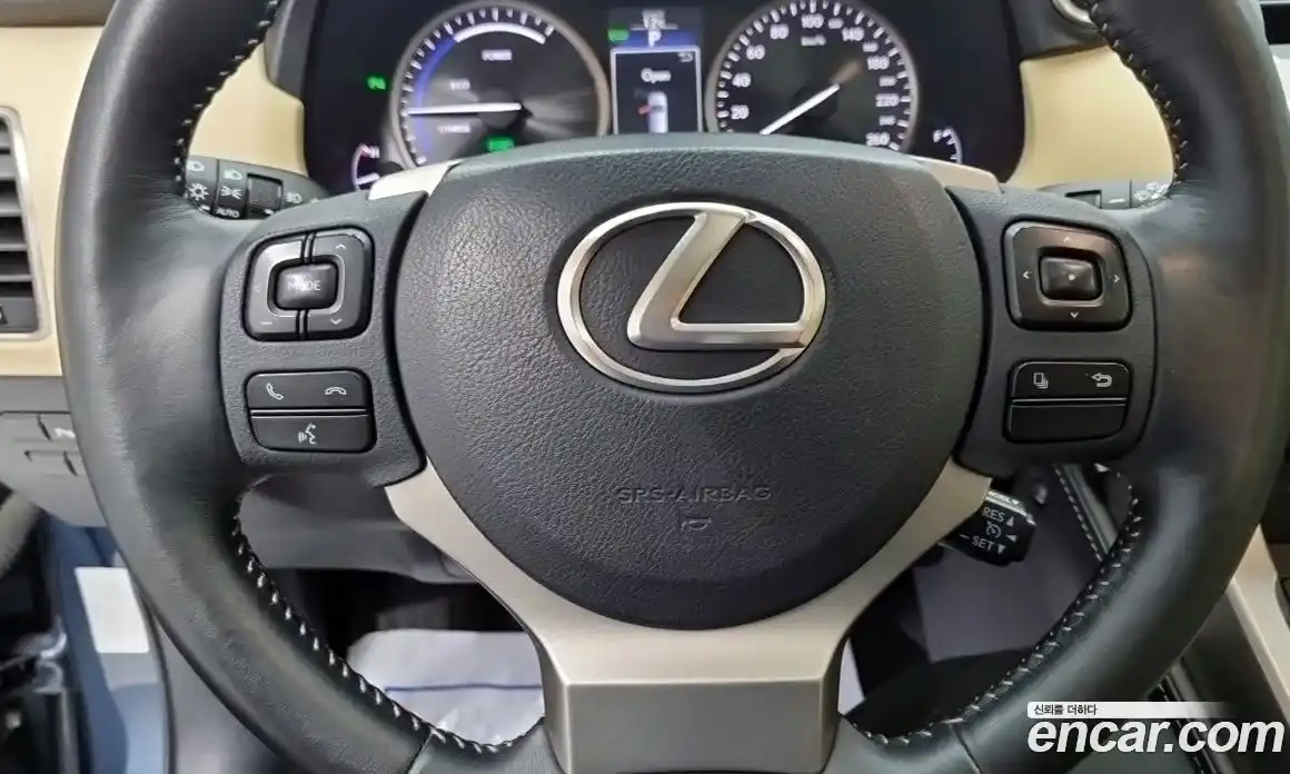 Lexus NX 2015 2.5 Автомат в Москве № 467111, фото 14