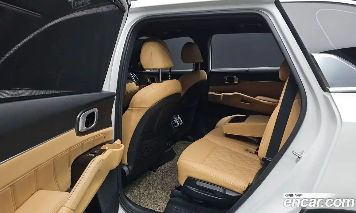 Kia Sorento 2022 2.2 Автомат в Москве № 51032, фото 11