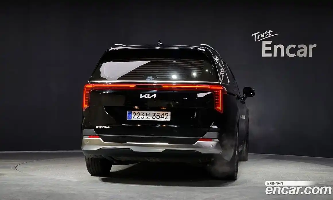 Kia Canival 2026 3.5 Автомат в Москве № 51869, фото 18