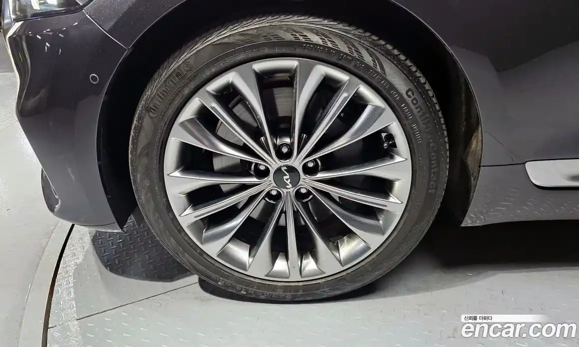 Kia K9 2023 3.8 Автомат в Москве № 55801, фото 5