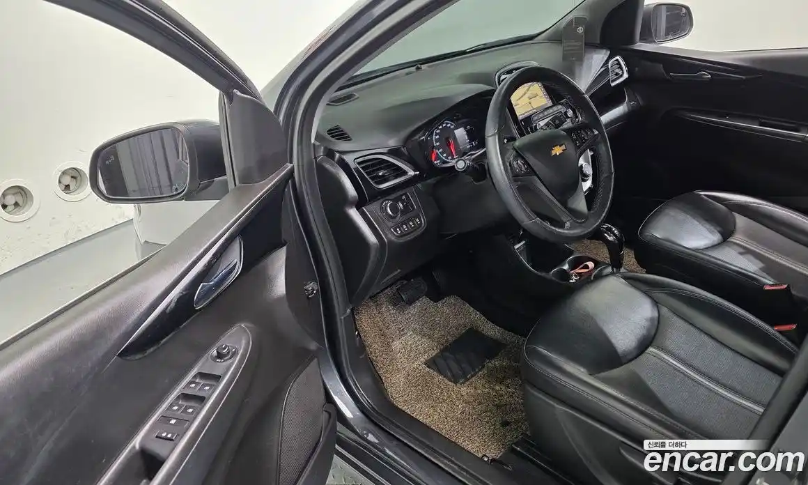 Chevrolet Spark 2019 1.0 Автомат в Москве № 75696, фото 11