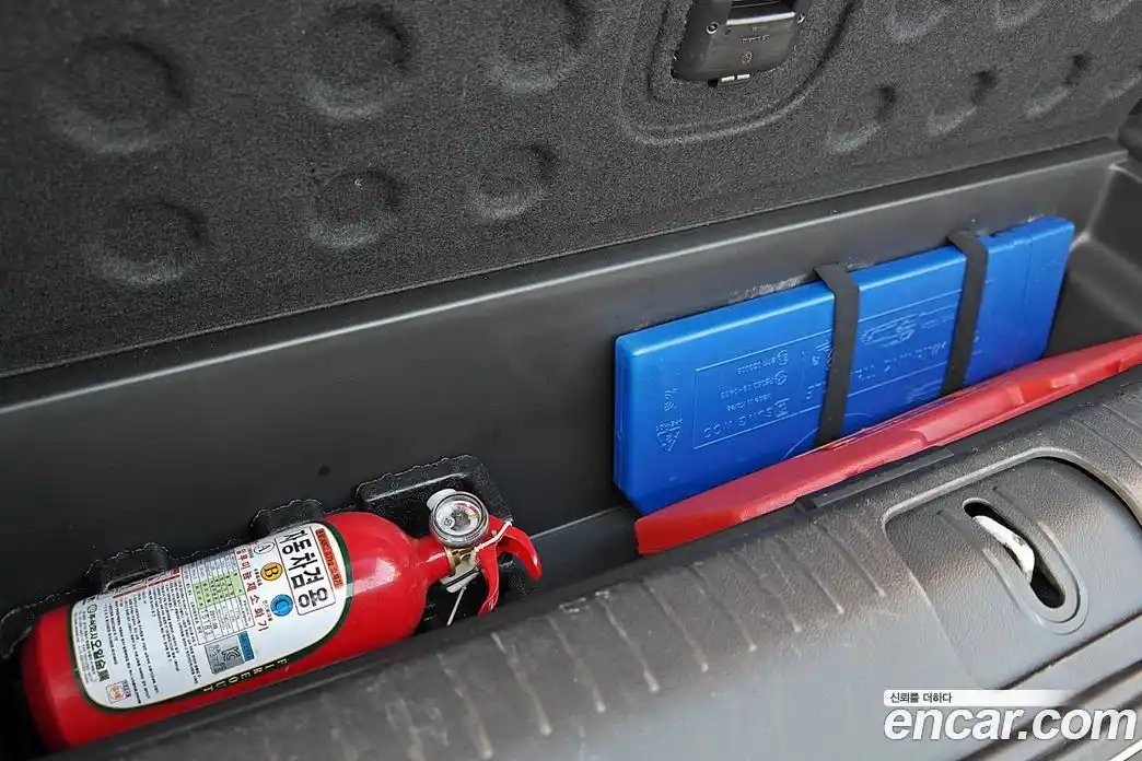 Chevrolet Orlando 2012 2.0 Автомат в Москве № 81845, фото 18