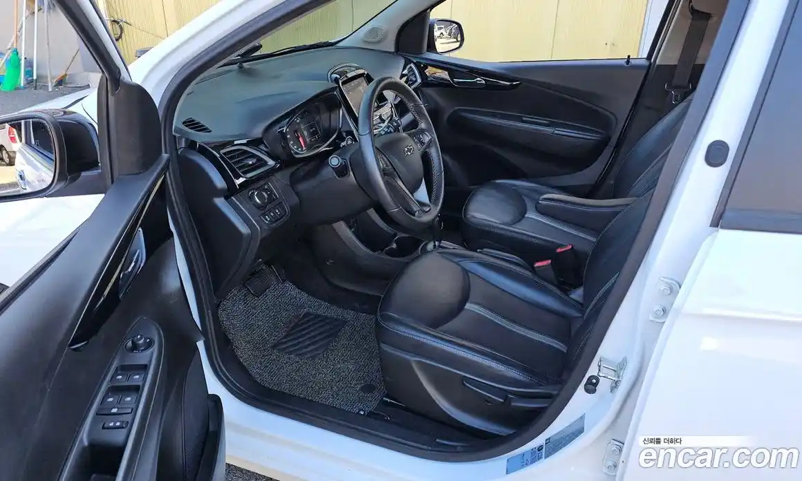 Chevrolet Spark 2021 1.0 Автомат в Москве № 84720, фото 11