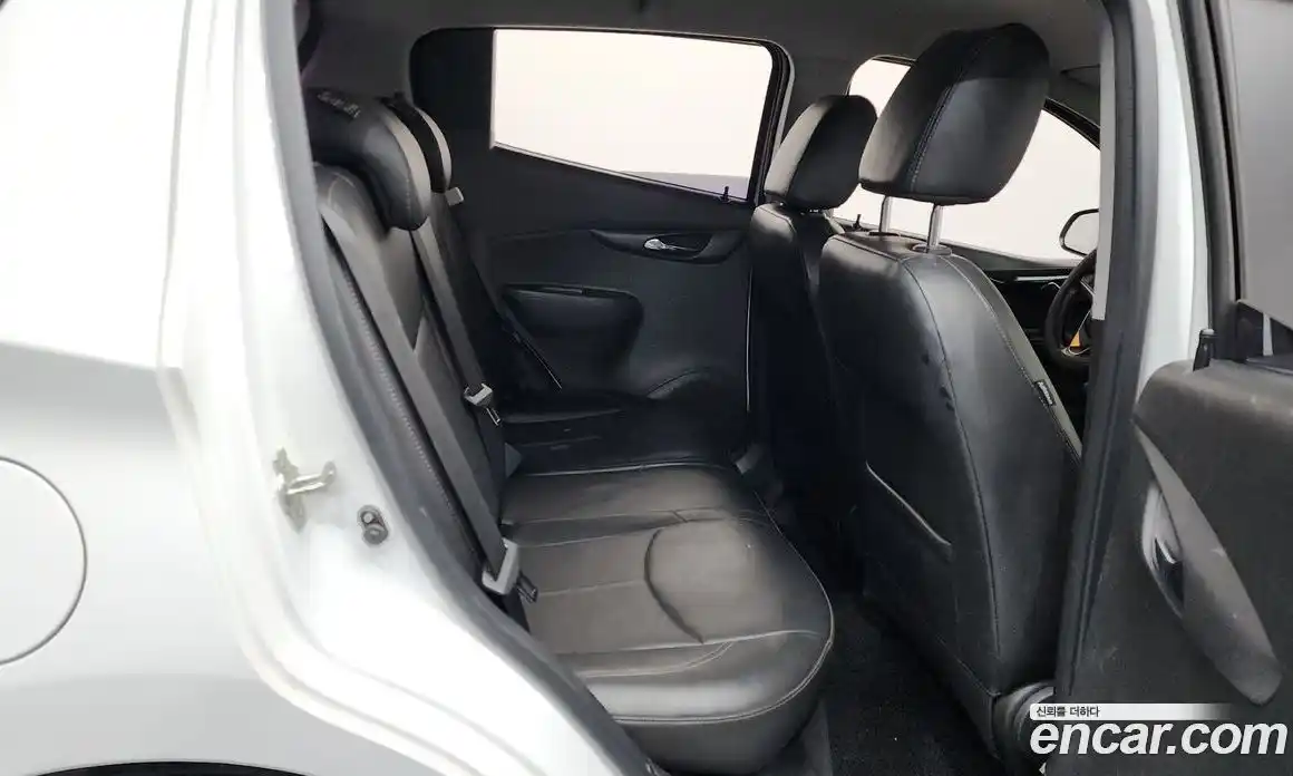 Chevrolet Spark 2016 1.0 Автомат в Москве № 85936, фото 12