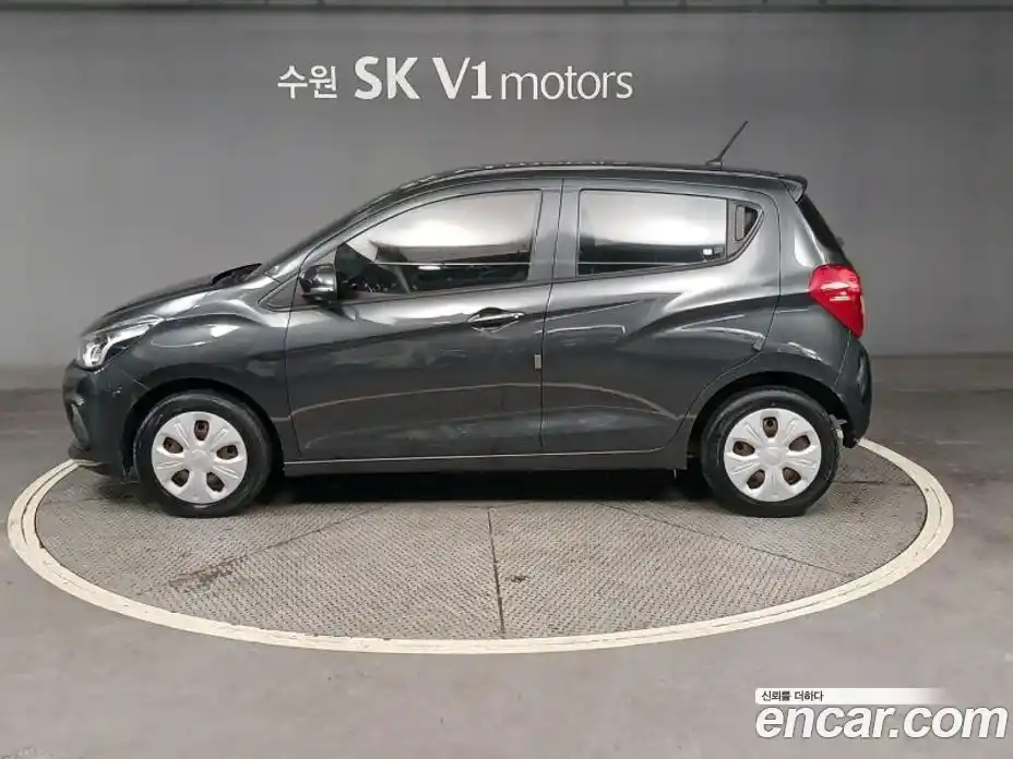 Chevrolet Spark 2017 1.0 Автомат в Москве № 87184, фото 3