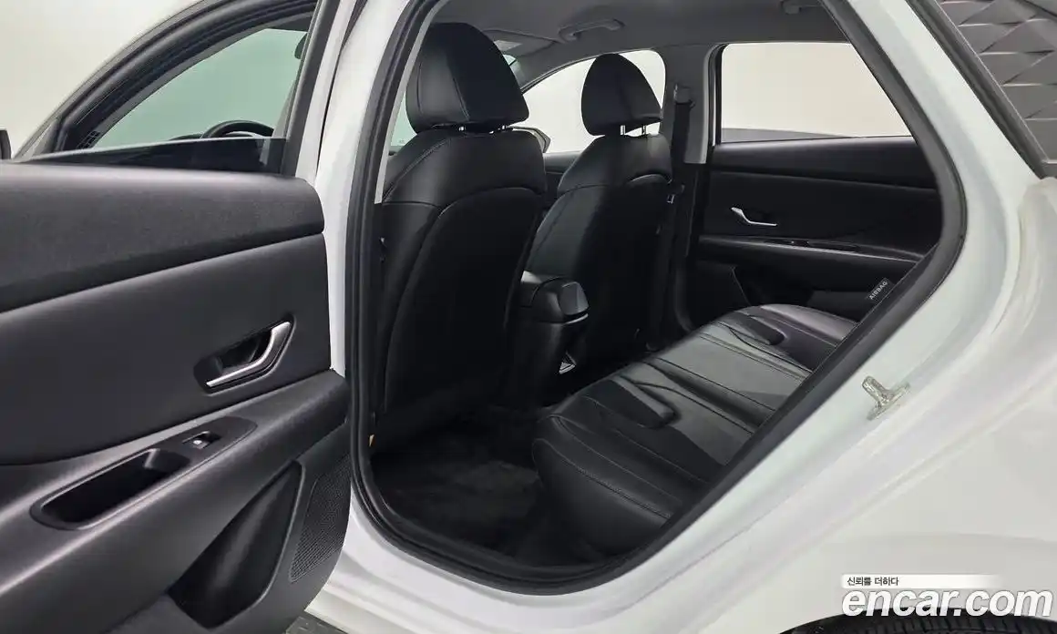 Hyundai Avante 2024 1.6 Автомат в Москве № 9464, фото 11