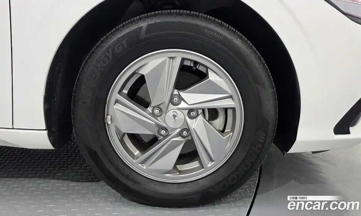 Hyundai Avante 2024 1.6 Автомат в Москве № 9464, фото 18