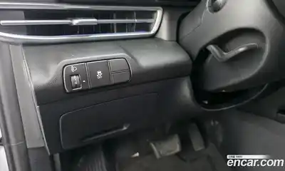 Hyundai Avante 2024 1.6 Автомат в Москве № 9464, миниатюра 5