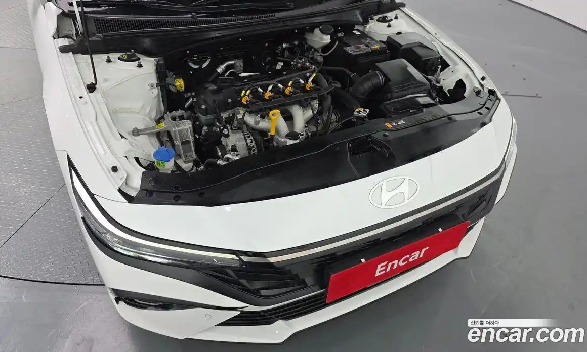 Hyundai Avante 2024 1.6 Автомат в Москве № 9464, фото 10