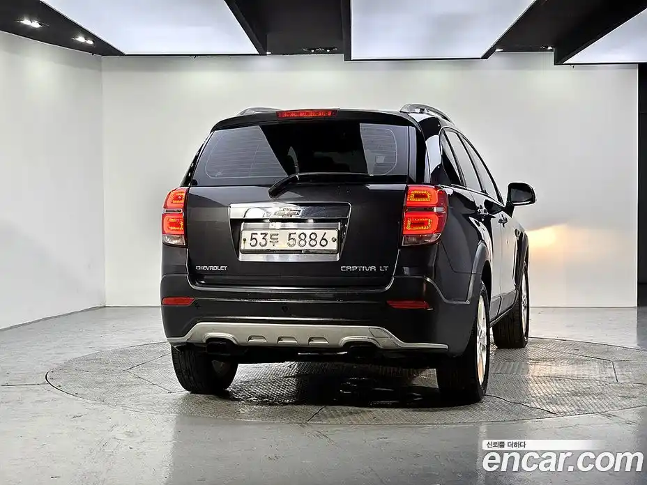 Chevrolet Captiva 2014 2.0 Автомат в Москве № 104953, фото 3