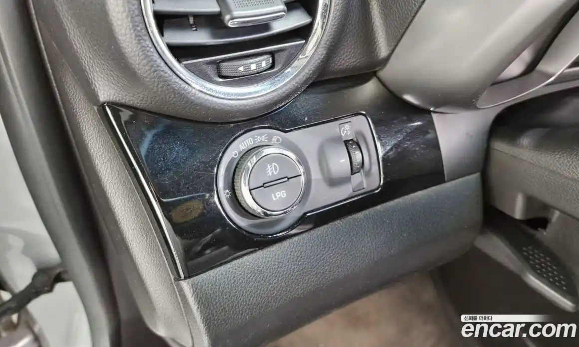 Chevrolet Orlando 2012 2.0 Автомат в Москве № 105731, фото 17