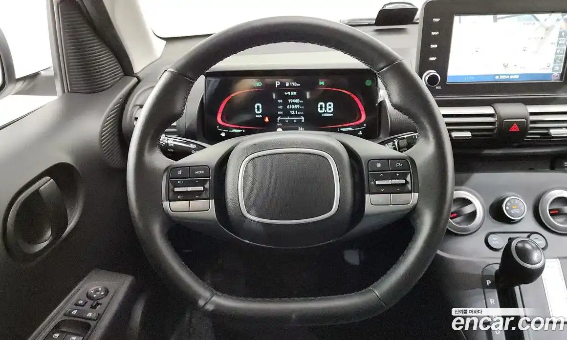 Hyundai Casper 2024 1.0 Автомат в Москве № 108282, фото 16